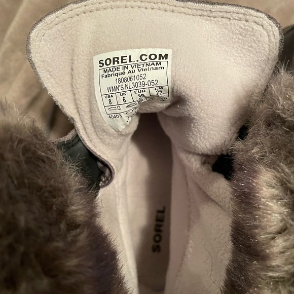 SOREL WOMENS BOOTS! - Picture 4 of 5